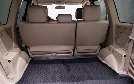 Toyota Land Cruiser Prado 120 рестайлинг, 2008 год, 2 749 000 рублей, 20 фотография