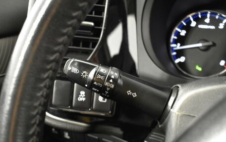 Mitsubishi Outlander III рестайлинг 3, 2020 год, 2 350 000 рублей, 19 фотография