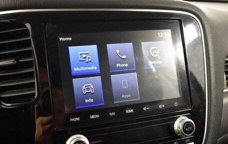 Mitsubishi Outlander III рестайлинг 3, 2020 год, 2 350 000 рублей, 21 фотография