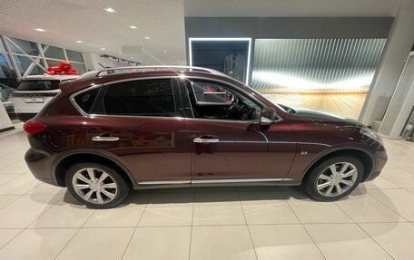 Infiniti QX50 I рестайлинг, 2016 год, 2 049 000 рублей, 4 фотография