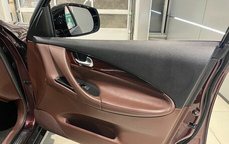 Infiniti QX50 I рестайлинг, 2016 год, 2 049 000 рублей, 14 фотография