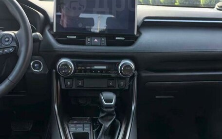 Toyota RAV4, 2022 год, 3 348 000 рублей, 7 фотография