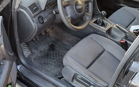 Audi A4, 2002 год, 500 000 рублей, 4 фотография