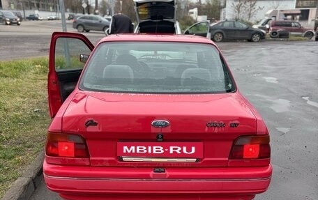 Ford Orion III, 1993 год, 105 000 рублей, 2 фотография