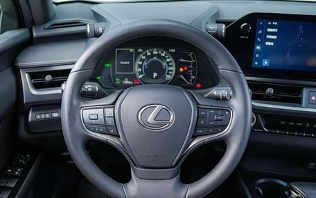 Lexus UX I, 2022 год, 2 580 000 рублей, 8 фотография