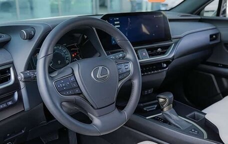 Lexus UX I, 2022 год, 2 580 000 рублей, 17 фотография