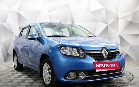 Renault Logan II, 2015 год, 730 000 рублей, 3 фотография