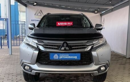 Mitsubishi Pajero Sport III рестайлинг, 2017 год, 2 249 000 рублей, 8 фотография
