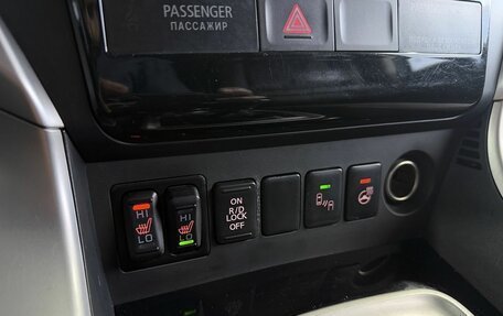 Mitsubishi Pajero Sport III рестайлинг, 2017 год, 2 249 000 рублей, 14 фотография