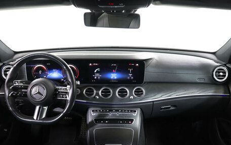 Mercedes-Benz E-Класс, 2021 год, 5 350 000 рублей, 12 фотография