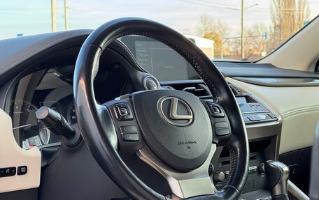 Lexus NX I, 2017 год, 3 000 000 рублей, 10 фотография