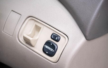 Toyota Platz, 2005 год, 299 000 рублей, 9 фотография