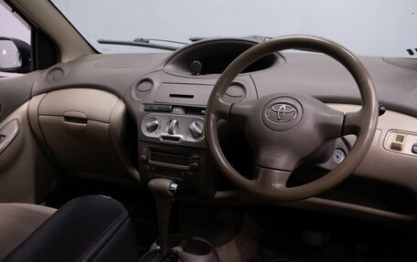 Toyota Platz, 2005 год, 299 000 рублей, 11 фотография