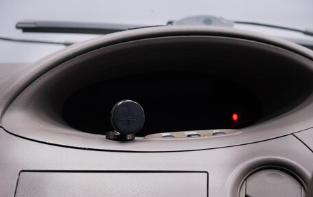 Toyota Platz, 2005 год, 299 000 рублей, 14 фотография