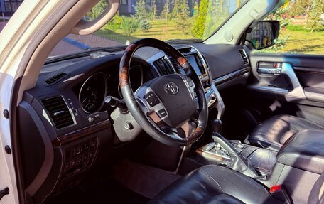 Toyota Land Cruiser 200, 2014 год, 4 600 000 рублей, 13 фотография