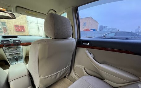 Toyota Avensis III рестайлинг, 2003 год, 400 000 рублей, 22 фотография