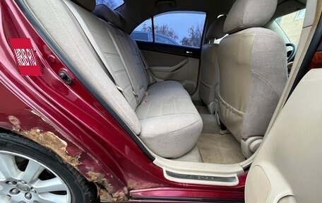 Toyota Avensis III рестайлинг, 2003 год, 400 000 рублей, 13 фотография