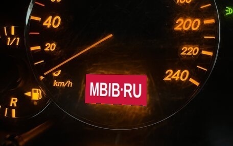 Toyota Avensis III рестайлинг, 2003 год, 400 000 рублей, 36 фотография