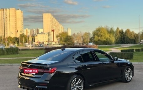 BMW 7 серия, 2017 год, 3 990 000 рублей, 9 фотография