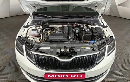 Skoda Octavia, 2018 год, 1 629 000 рублей, 19 фотография