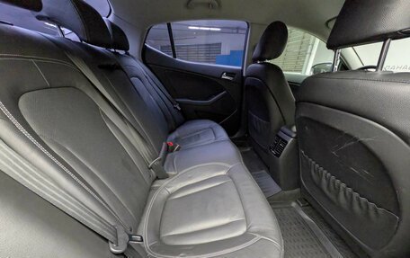 KIA Optima III, 2011 год, 1 097 000 рублей, 13 фотография