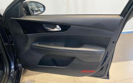 KIA Cerato IV, 2019 год, 1 800 000 рублей, 20 фотография