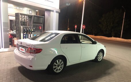 Toyota Corolla, 2010 год, 7 500 000 рублей, 8 фотография