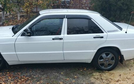 Mercedes-Benz 190 (W201), 1984 год, 350 000 рублей, 4 фотография