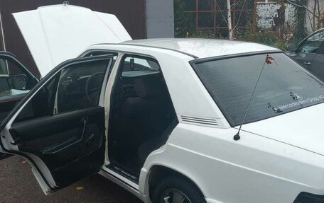 Mercedes-Benz 190 (W201), 1984 год, 350 000 рублей, 7 фотография