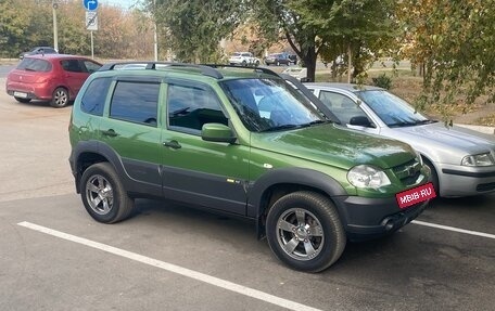 Chevrolet Niva I рестайлинг, 2016 год, 800 000 рублей, 4 фотография