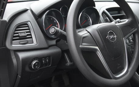 Opel Astra J, 2011 год, 630 000 рублей, 3 фотография