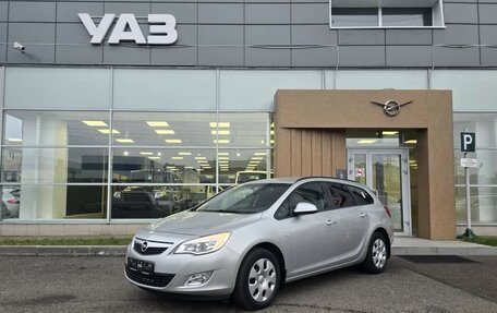 Opel Astra J, 2011 год, 630 000 рублей, 14 фотография