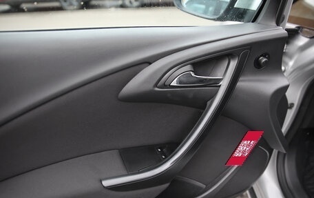 Opel Astra J, 2011 год, 630 000 рублей, 7 фотография