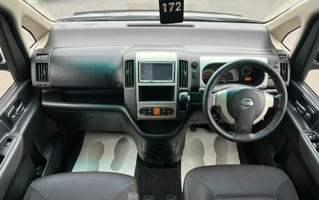 Nissan Serena III, 2007 год, 909 000 рублей, 16 фотография