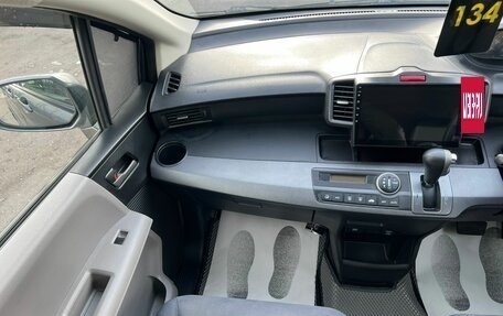 Honda Freed I, 2010 год, 1 099 999 рублей, 17 фотография