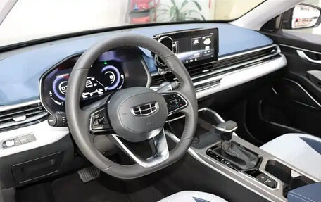 Geely Emgrand, 2022 год, 1 000 000 рублей, 6 фотография