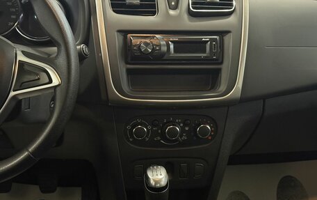 Renault Logan II, 2022 год, 1 150 000 рублей, 10 фотография