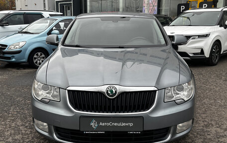 Skoda Superb III рестайлинг, 2012 год, 970 000 рублей, 3 фотография