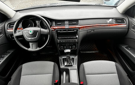 Skoda Superb III рестайлинг, 2012 год, 970 000 рублей, 14 фотография