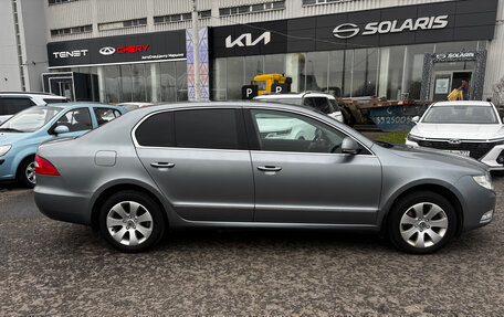 Skoda Superb III рестайлинг, 2012 год, 970 000 рублей, 6 фотография