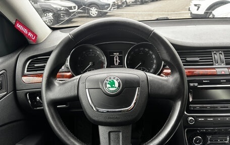 Skoda Superb III рестайлинг, 2012 год, 970 000 рублей, 15 фотография