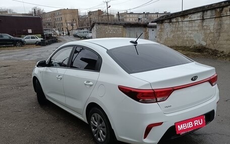 KIA Rio IV, 2018 год, 1 350 000 рублей, 4 фотография