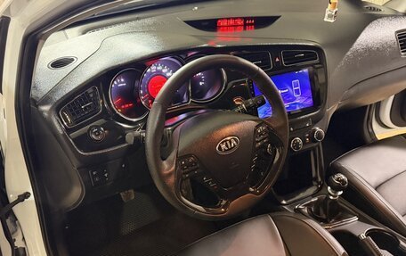 KIA cee'd III, 2013 год, 1 050 000 рублей, 17 фотография