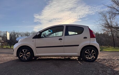 Peugeot 107 I рестайлинг, 2011 год, 515 000 рублей, 3 фотография