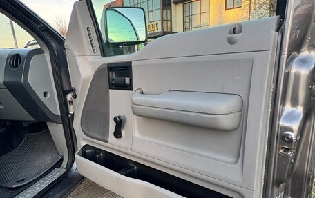 Ford F-150 XIII, 2007 год, 2 150 000 рублей, 13 фотография