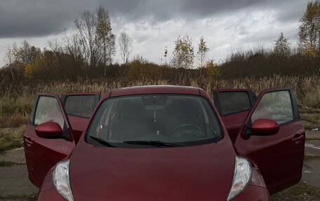 Nissan Juke II, 2011 год, 930 000 рублей, 23 фотография