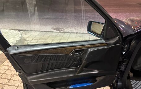 Mercedes-Benz E-Класс, 1998 год, 265 000 рублей, 10 фотография