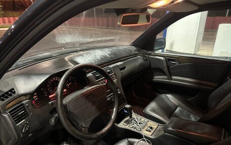 Mercedes-Benz E-Класс, 1998 год, 265 000 рублей, 11 фотография