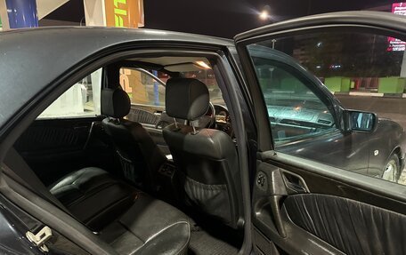 Mercedes-Benz E-Класс, 1998 год, 265 000 рублей, 15 фотография