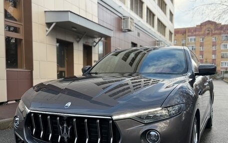 Maserati Levante I, 2022 год, 15 800 000 рублей, 1 фотография